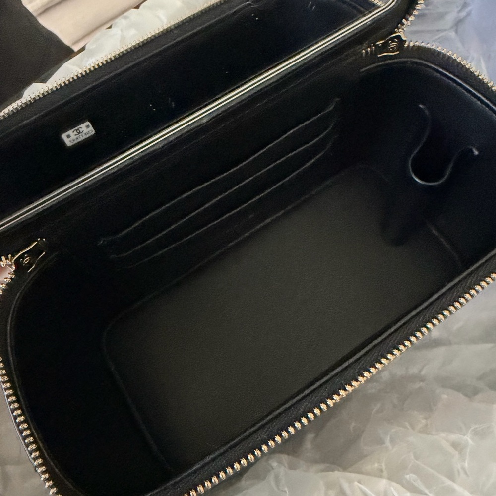 CHANEL small Vanity Crossbody with Gold Chain - Picture 9 of 12